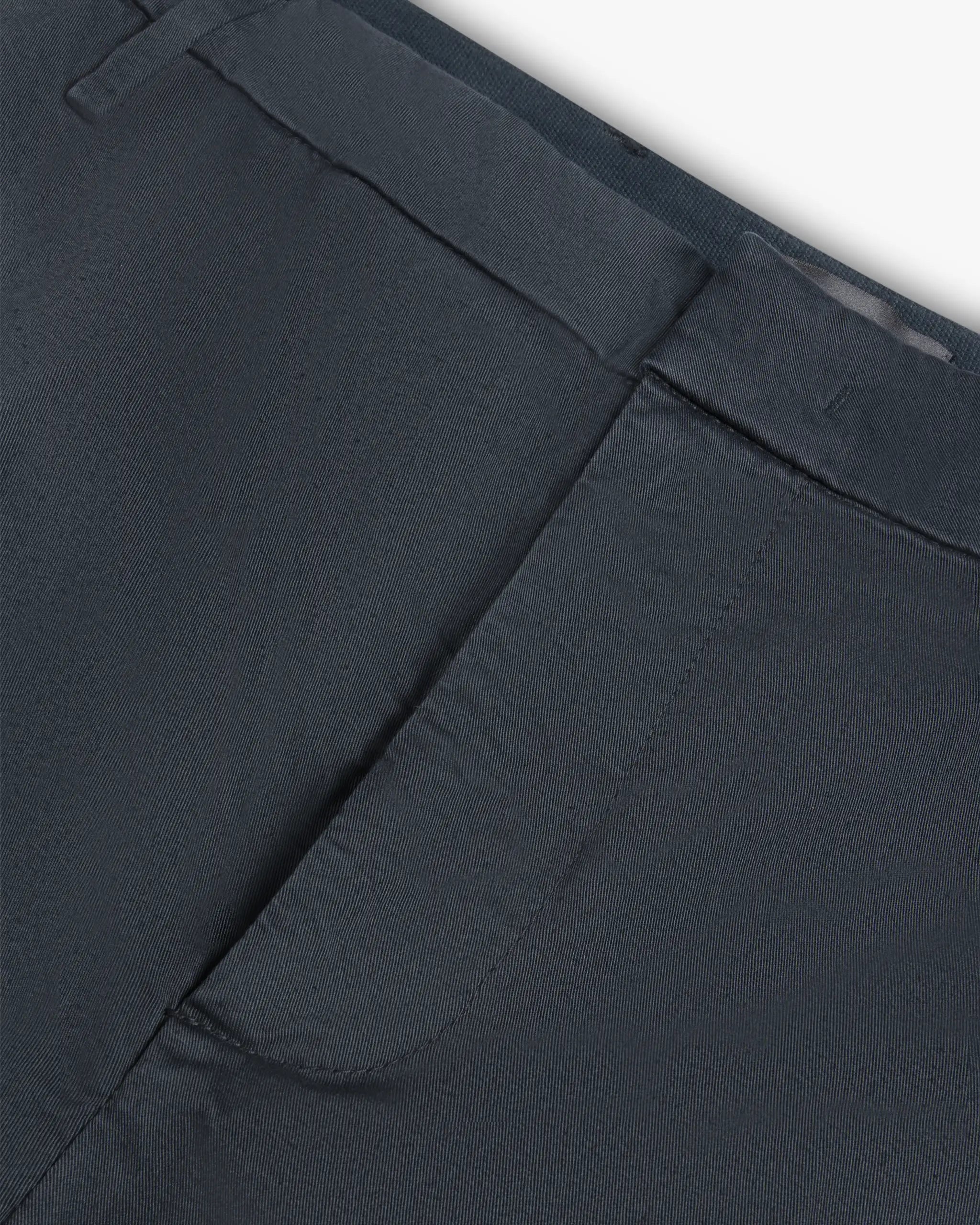 Navyblaue Bermuda Manheim Gabardine Stretch von Dondup