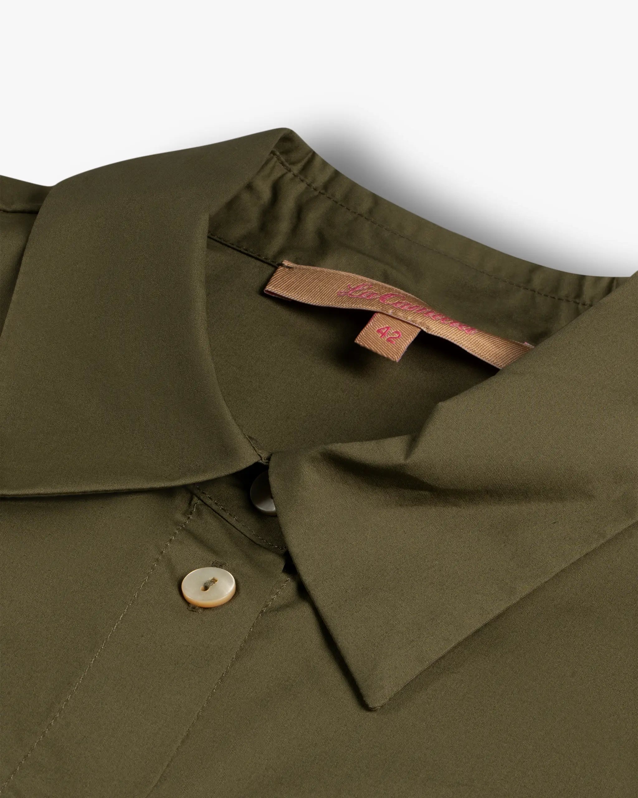 Khaki farbenes Baumwollstretch Kleid mit Samantha Besatz von La Camicia