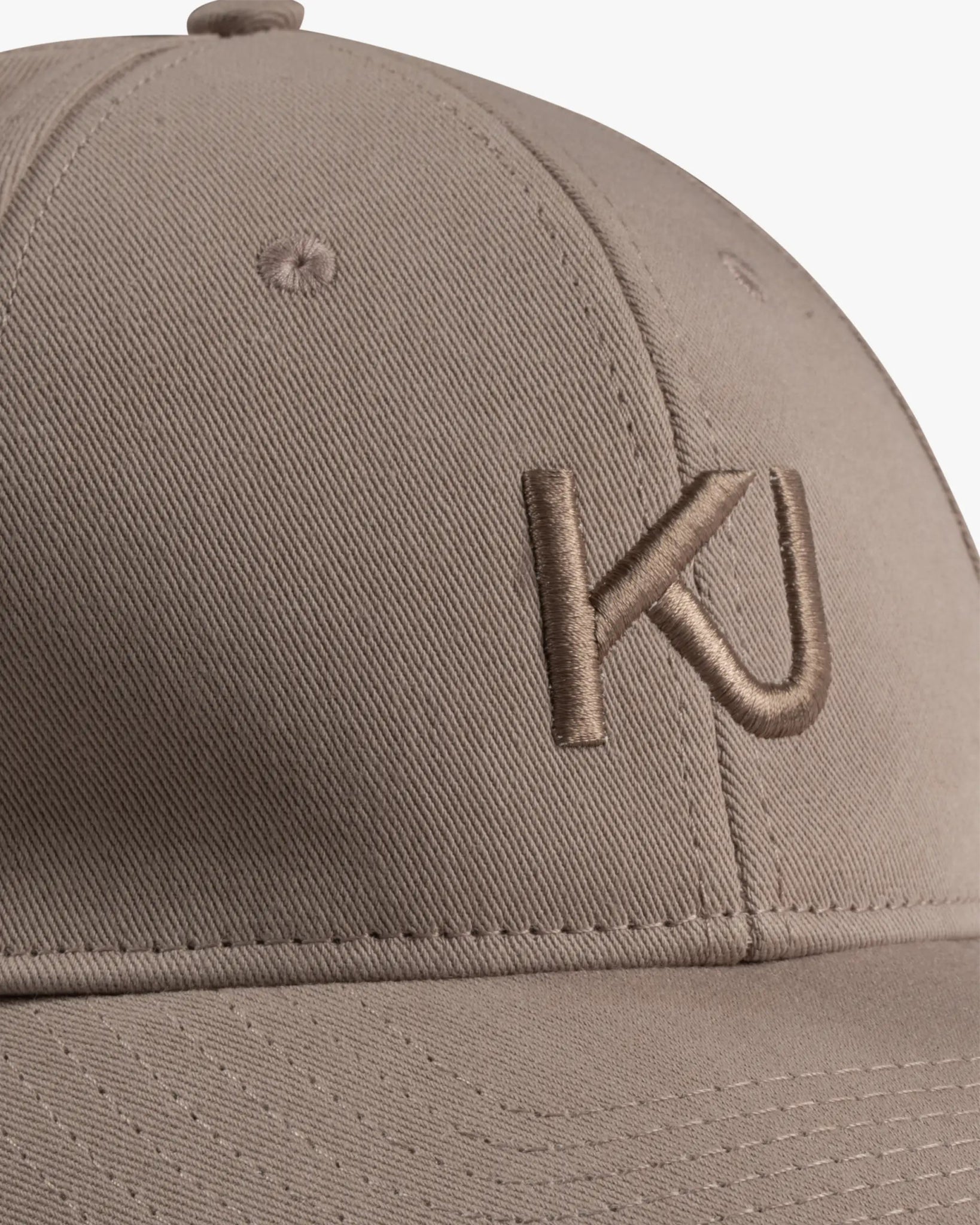 Cameo - Rosa Khrisjoy Baseballcap von Khrisjoy - Hats & Caps KHRISJOY