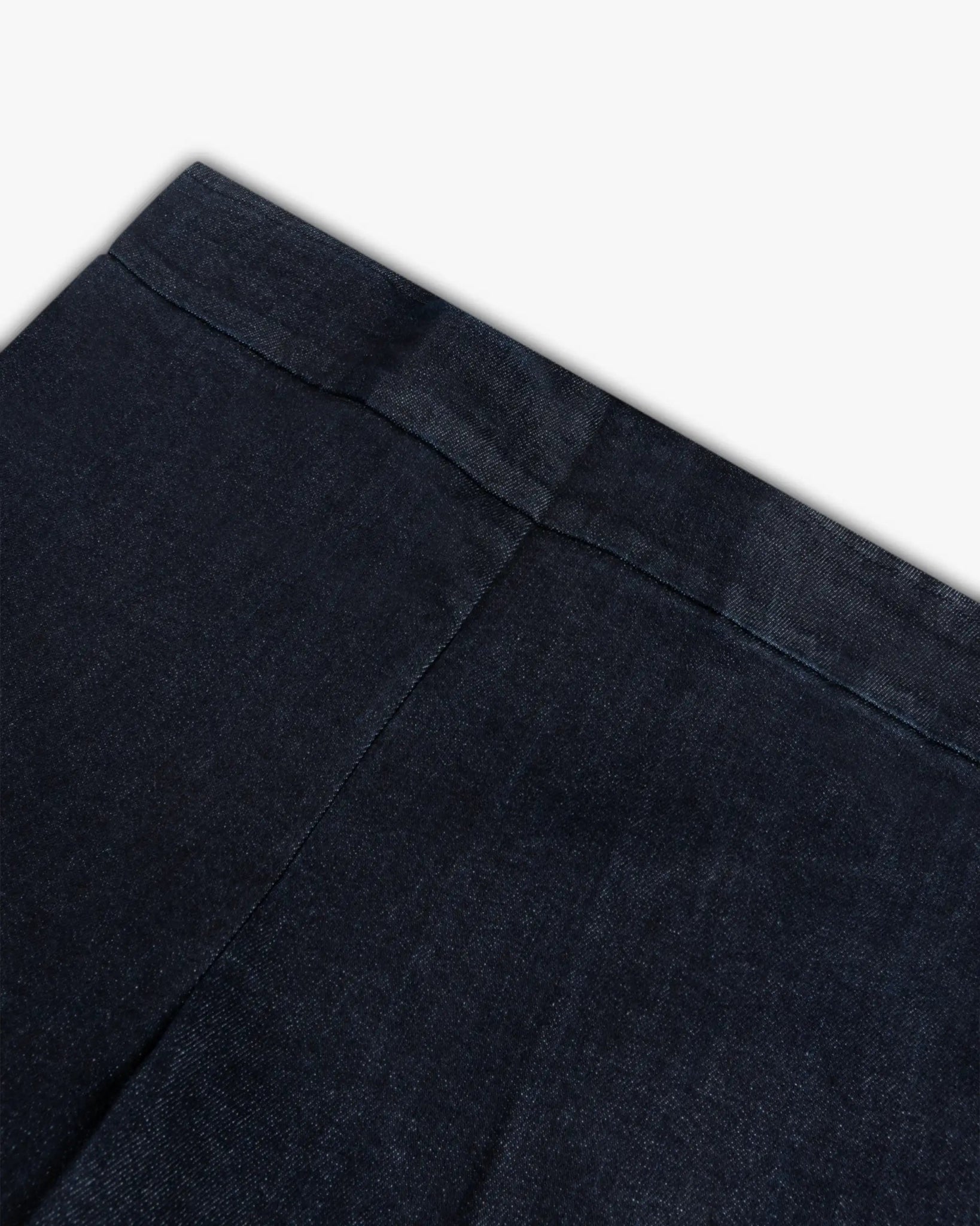 Dunkel Denim Vierundzwanzig Zoll Lange Denim Schlaghose von Avenue Montaigne - Trousers AVEMUE MONTAIGN