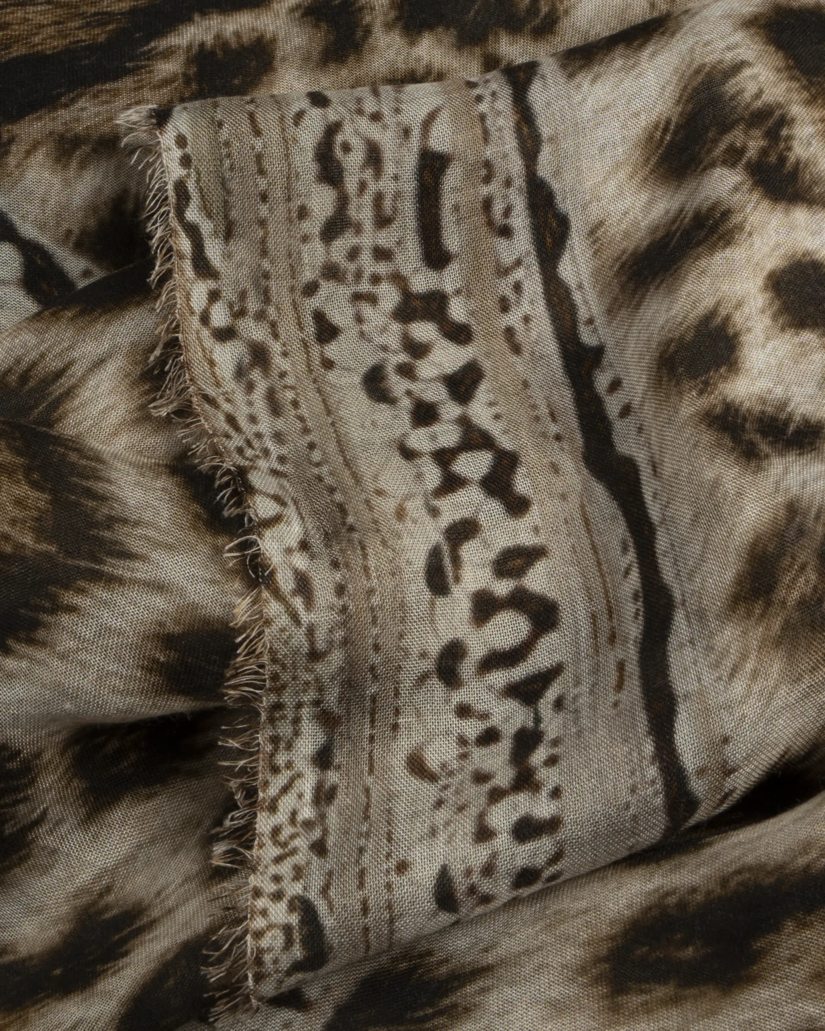 Leopardenmuster Animalier Schal aus Modal und Seide von Faliero Sarti - Scarves FALIERO SARTI