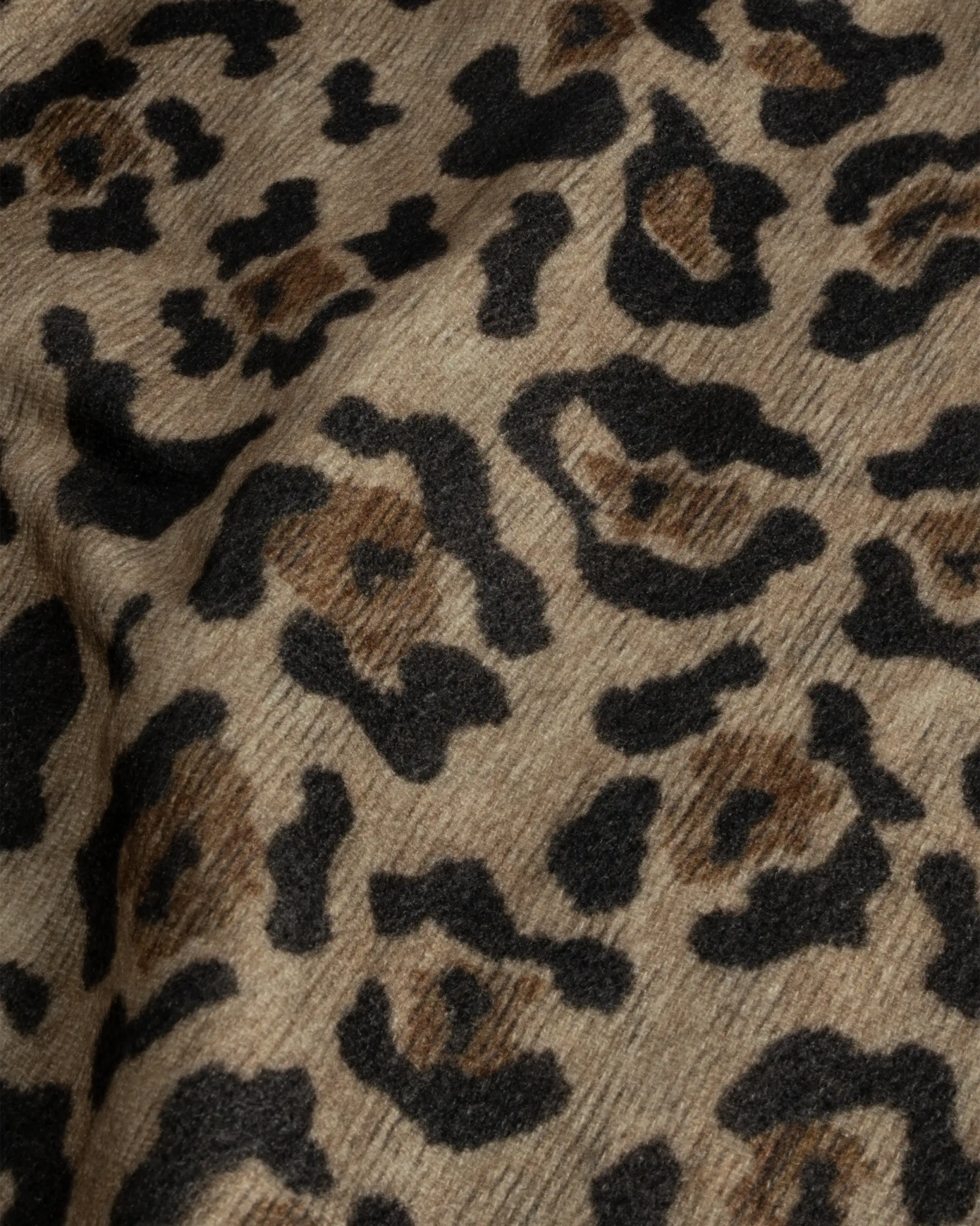 Leopardenmuster Printed Boxy Kurzjacke aus Kaschmir von Alonpi - Coats & Jackets ALONPI CASHMERE